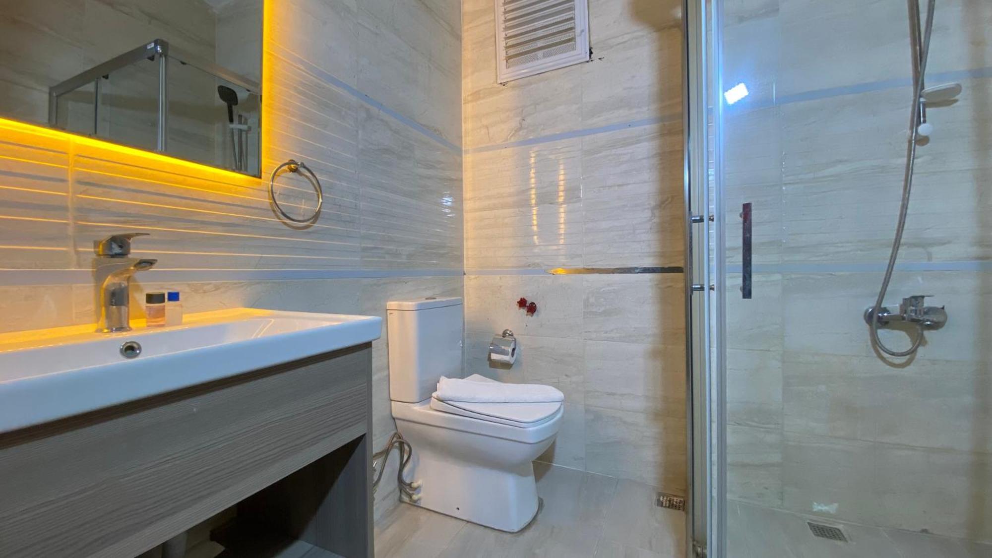 Medos Beach Hotel คูซาดาซี ภายนอก รูปภาพ