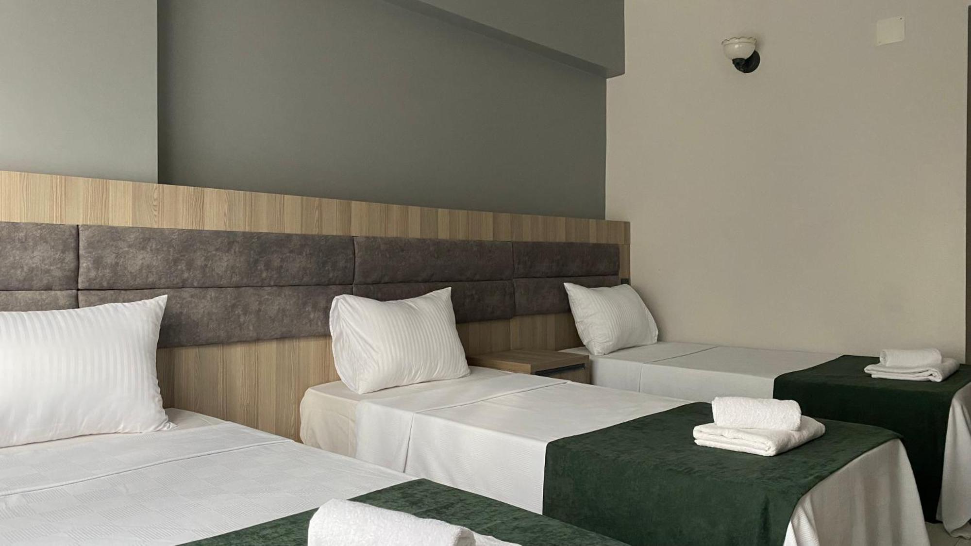 Medos Beach Hotel คูซาดาซี ภายนอก รูปภาพ