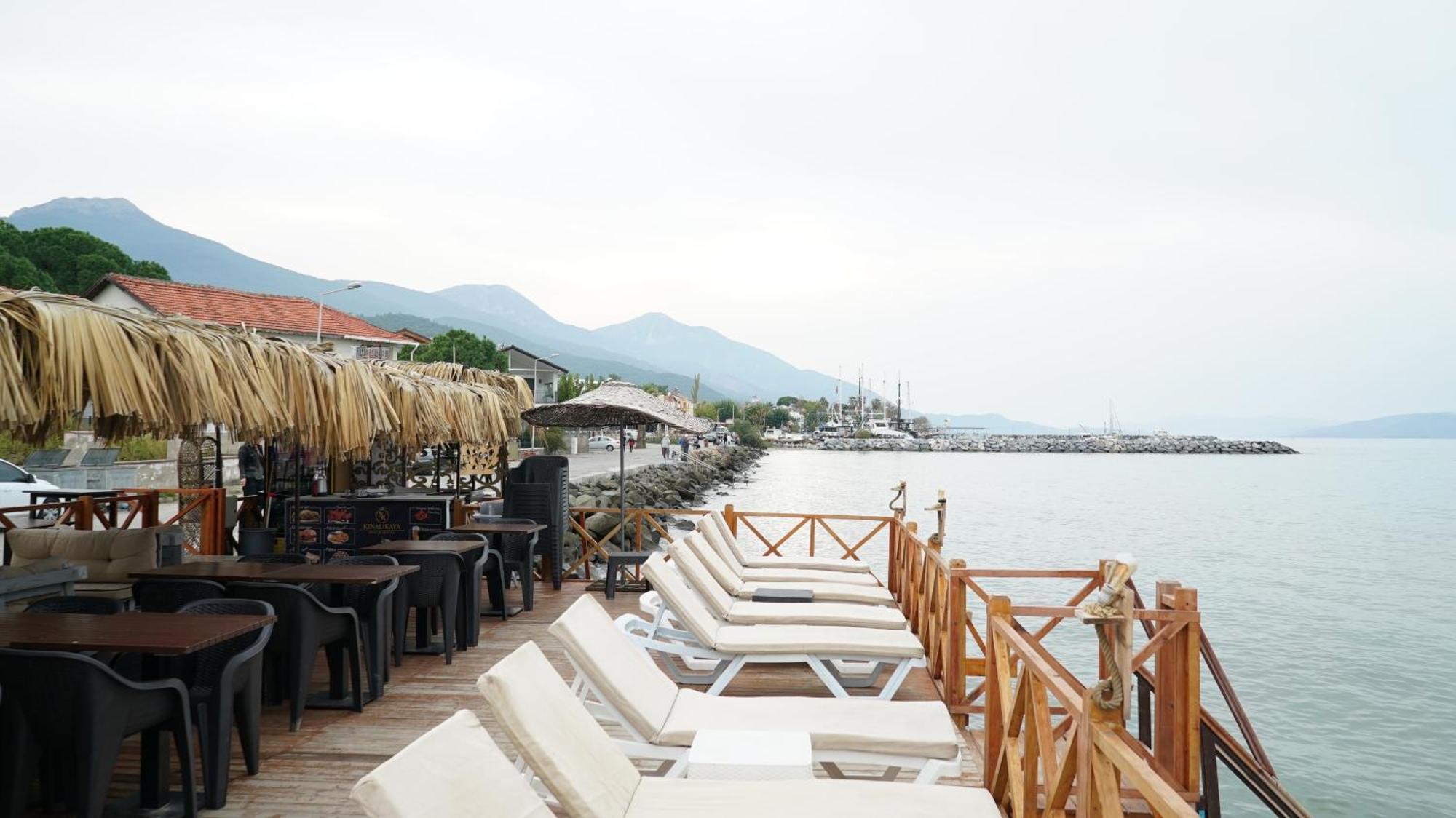 Medos Beach Hotel คูซาดาซี ภายนอก รูปภาพ
